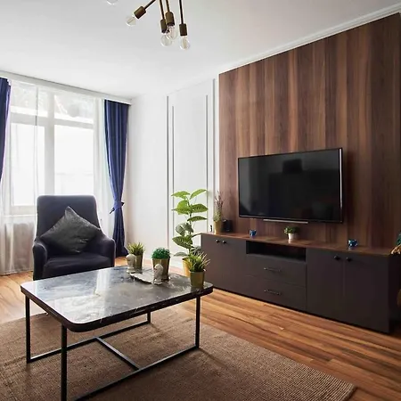 Apartment Gorgeous & Luxury In The Heart Of Sisli! Istanbul