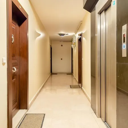 Lägenhet Gorgeous & Luxury In The Heart Of Sisli!