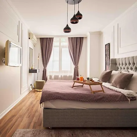 Gorgeous & Luxury In The Heart Of Sisli! Istambul